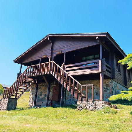 Kuembet Dag Evi Vila Exterior foto