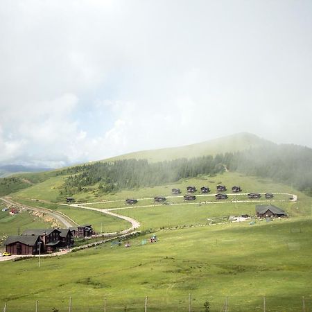 Kuembet Dag Evi Vila Exterior foto