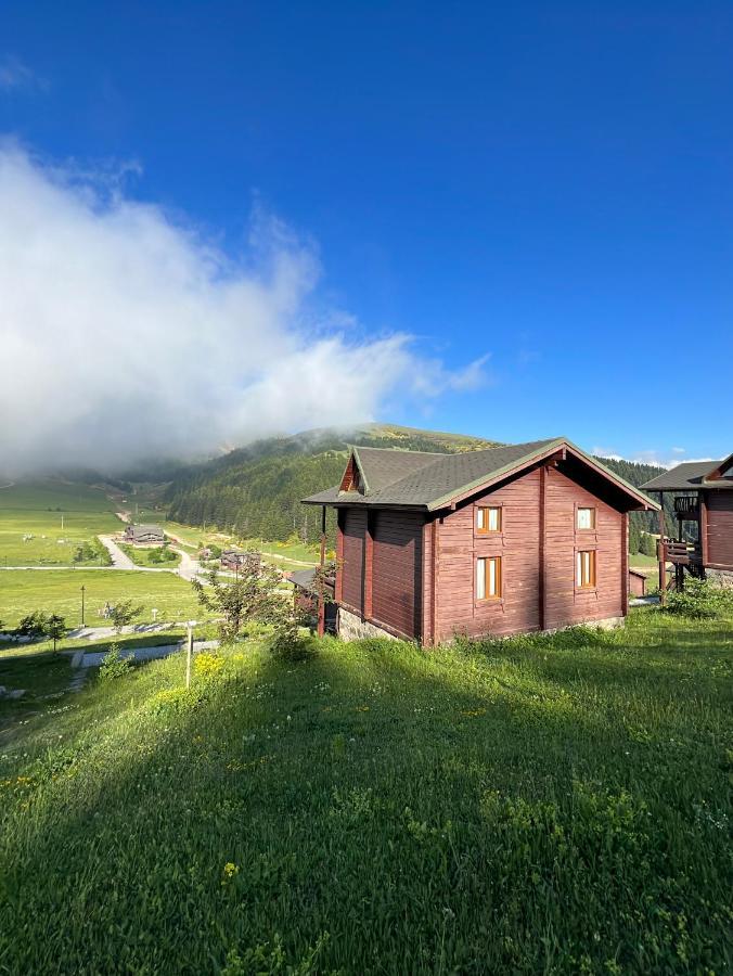 Kuembet Dag Evi Vila Exterior foto