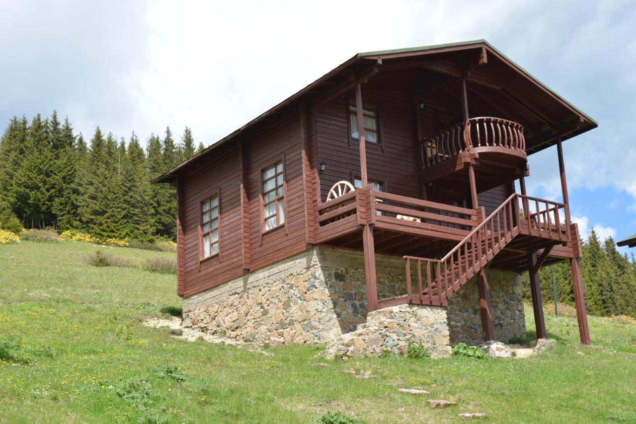 Kuembet Dag Evi Vila Exterior foto