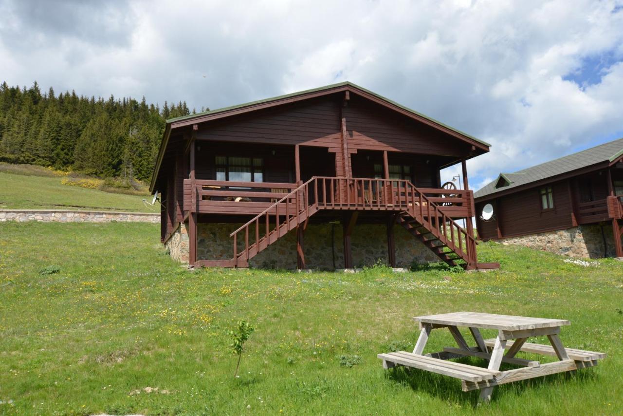 Kuembet Dag Evi Vila Exterior foto